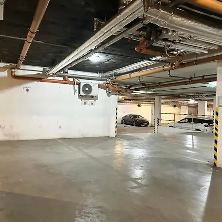 Apartament Prime - Modern 2 Bedroom Family With Terrace & Parking Included *