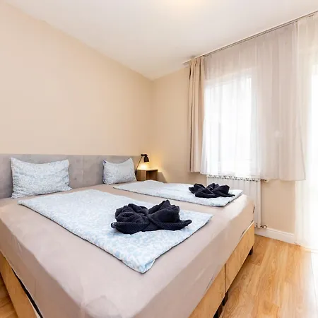 Apartament Prime - Modern 2 Bedroom Family With Terrace & Parking Included Budapesta