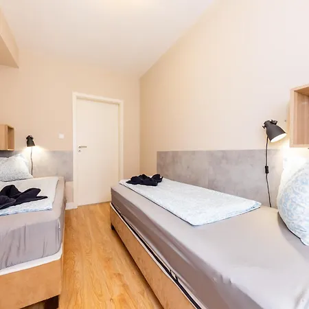 Prime - Modern 2 Bedroom Family With Terrace & Parking Included Διαμέρισμα Βουδαπέστη