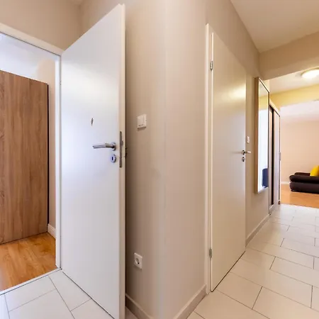 Apartament Prime - Modern 2 Bedroom Family With Terrace & Parking Included Budapeszt