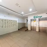 Apartment Prime - Modern 2 Bedroom Family With Terrace & Parking Included *